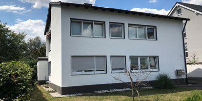 Monteurwohnung - Einzelbetten - Brühl (Rhein-Erft-Kreis) - Haus von außen - Bonn, Bunsenstraße Verkehrsgünstig nach Bonn und Köln