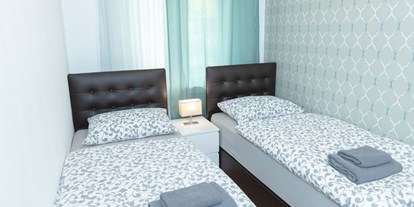 Monteurwohnung - Zimmertyp: Mehrbettzimmer - PLZ 52445 (Deutschland) - Schlafbeispiel - komfortable Boxspringbetten - Apartment Bergheim