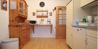 Monteurwohnung - Zimmertyp: Doppelzimmer - Langenhagen (Ludwigslust-Parchim) - Küche - Ferienwohnung Thien 