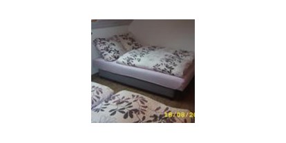 Monteurwohnung - Bettwäsche: Bettwäsche inklusive - Krummhörn - Schlafzimmer II mit aufgekapptem Schlafsofa - Haus Weda