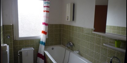 Monteurwohnung - Zimmertyp: Mehrbettzimmer - PLZ 46242 (Deutschland) - Badezimmer der Monteurwohnung Duisburg - Alfa-Wohnung