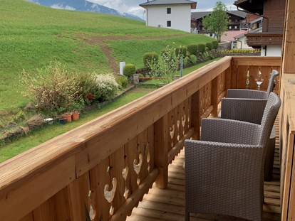 Monteurwohnung - Balkon - Kolsass - Monteurwohnungen Haus Tyrol