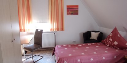 Monteurwohnung - Zimmertyp: Einzelzimmer - Osnabrück Haste - Ferienwohnung OG