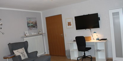 Monteurwohnung - Zimmertyp: Doppelzimmer - Postmünster - Monteurunterkunft mit TV und WLAN - REINHARD AUMANN