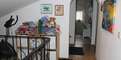 Monteurwohnung - Küche: eigene Küche - Endt (Hochburg-Ach) - Treppenhaus - REINHARD AUMANN