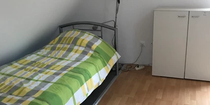 Monteurwohnung - Zimmertyp: Mehrbettzimmer - PLZ 76149 (Deutschland) - Kandel Marktplatz