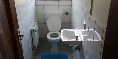 Monteurwohnung - Badezimmer: eigenes Bad - PLZ 76456 (Deutschland) - WC - Monteurwohnungen - Haus Elfi