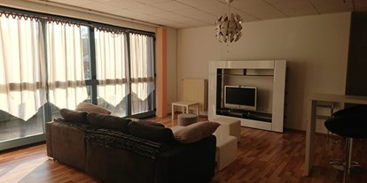 Monteurwohnung - Einzelbetten - Bruchköbel - Mega Monteurzimmer in Appartement mit 148 qm in Bleichenbach 38 km von Frankfurt am Main entfernt 