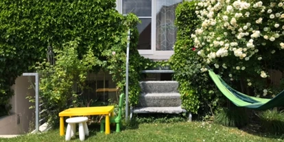 Monteurwohnung - Singen - Balkon mit kleinem Gartenanteil - Ferienwohnung Creutzig