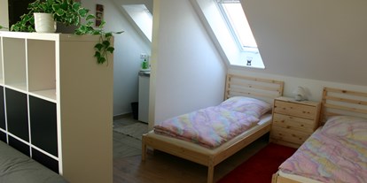 Monteurwohnung - Kühlschrank - PLZ 38820 (Deutschland) - Wohnung Dachgeschoss, klein Ansicht 2 - Ferienhaus Abel - top Ausstattung, zentrale Lage