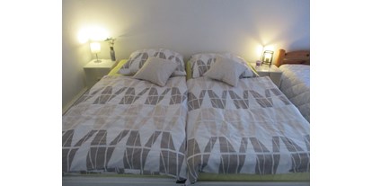 Monteurwohnung - Bettwäsche: Bettwäsche inklusive - Neuenmarkt - Doppelbett - Wruck,bei alf und inge