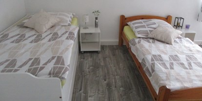 Monteurwohnung - Zimmertyp: Mehrbettzimmer - Küps - 2 Einzelbetten - Wruck,bei alf und inge
