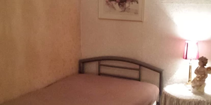 Monteurwohnung - Zimmertyp: Einzelzimmer - PLZ 38106 (Deutschland) - Bett Beispielbild 3 - Monteurunterkunft Wentges