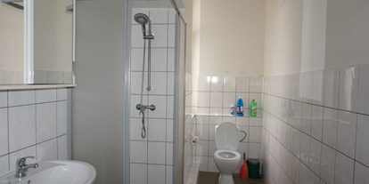 Monteurwohnung - Badezimmer: Gemeinschaftsbad - Franken - Monteur-Arbeiter Zimmer Hof