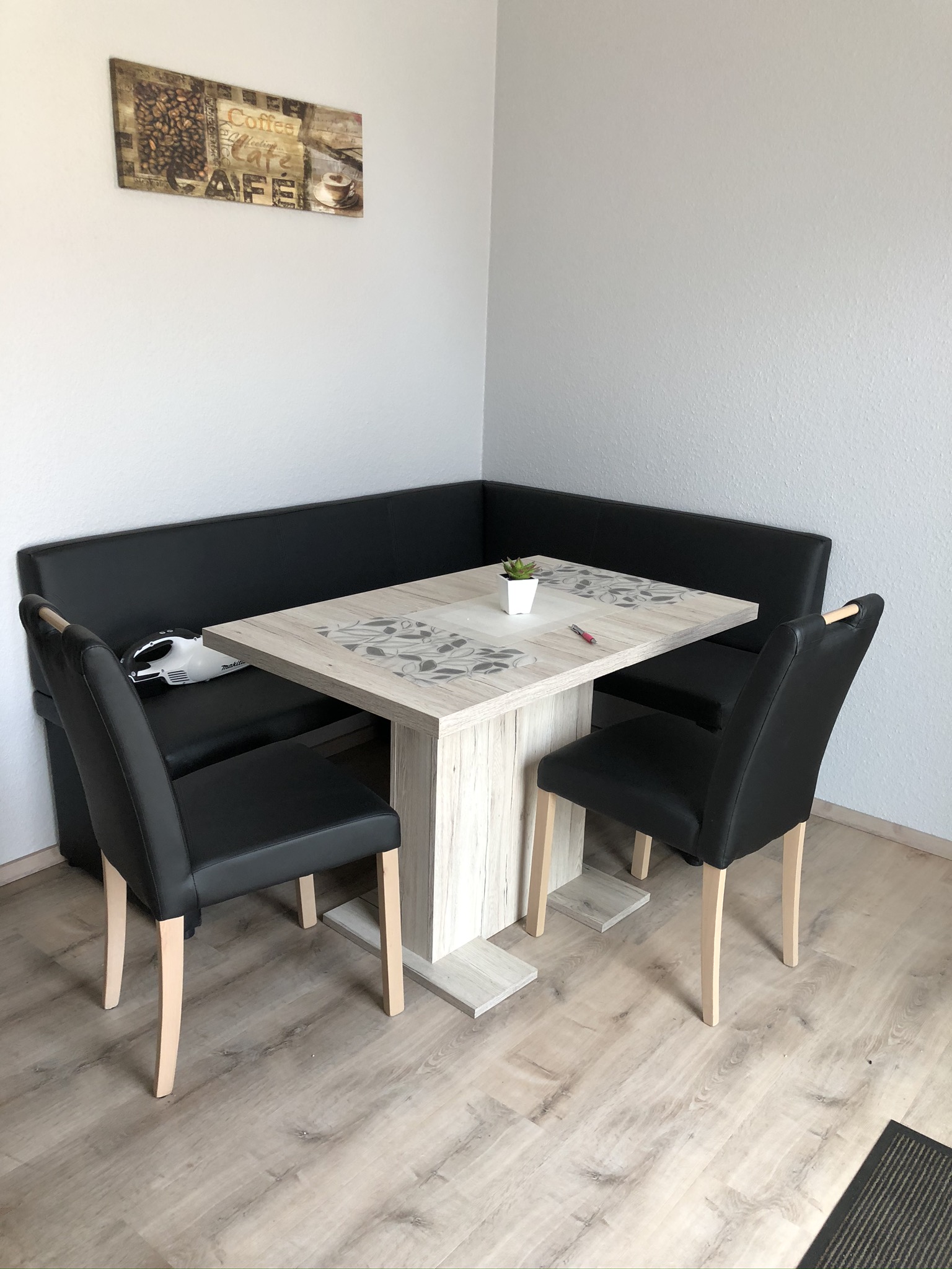 Monteurwohnung - Bettwäsche: Bettwäsche inklusive - Pfalz - Gästezimmer Rülzheim