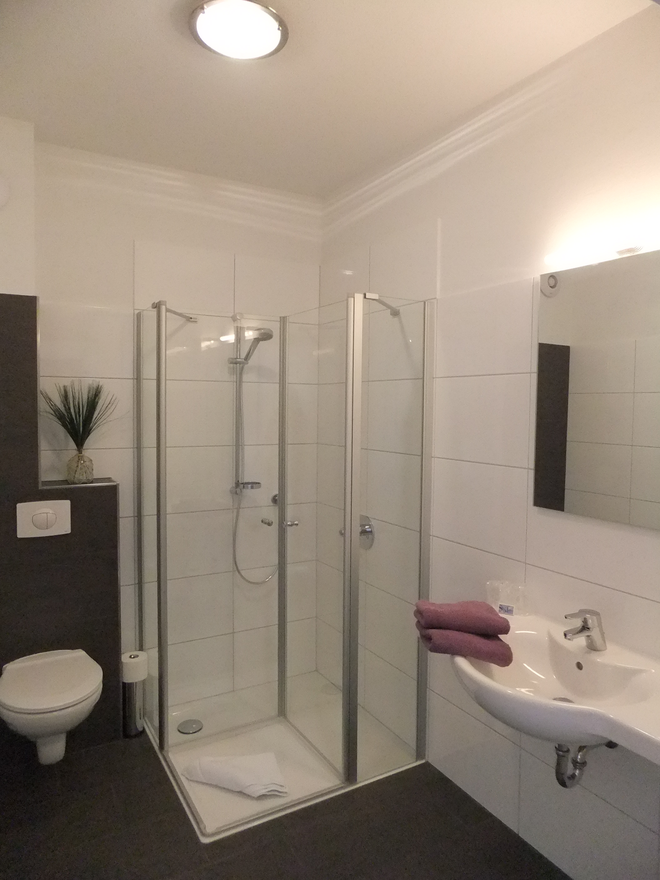 Monteurzimmer: Köhncke´s Hotel KG