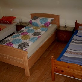 Monteurwohnung: Dreibettzimmer mit Einzelbetten im Nordschwarzwald -  Monteurwohnung Nordschwarzwald