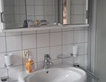 Monteurzimmer: Kleines Bad, aber alles drin - Roland Dannecker