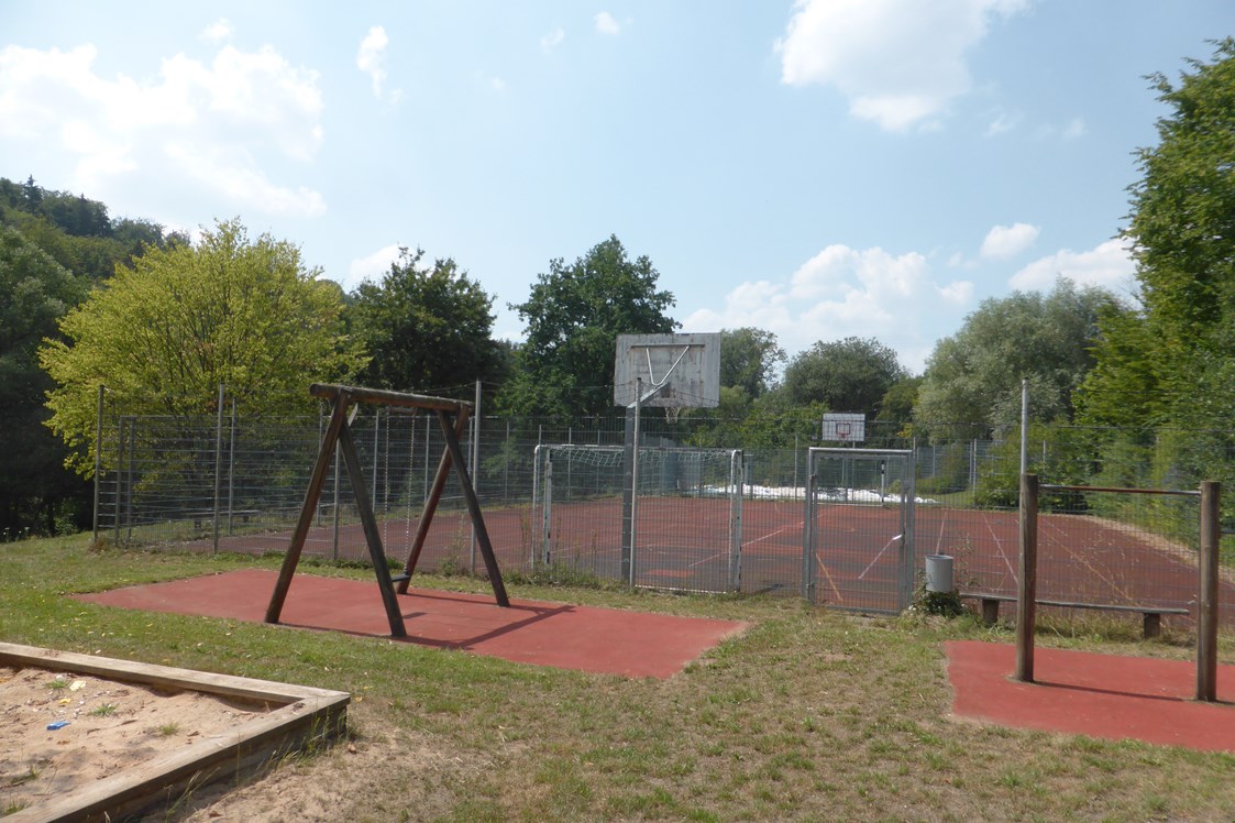 Monteurzimmer: Spiel- und Sportplatz - Campus Prackenfels