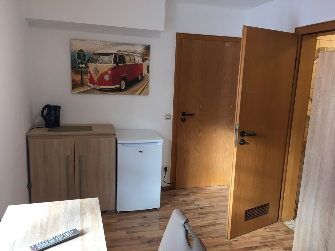 Monteurzimmer: Stilvoll eingerichtetes Einzelzimmer  - Restaurant Engel Tuttlingen Einzelzimmer und 5-7 Personen 100qm Wohnung