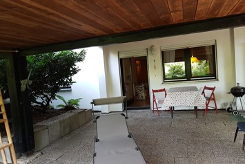 Monteurzimmer: überdachte Terrasse - Mein Franken Haus