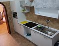 Monteurwohnung: Komplett eingerichtete Küche - Monteurwohnung-Ferienwohnung-Haus-Zimmer Nina 