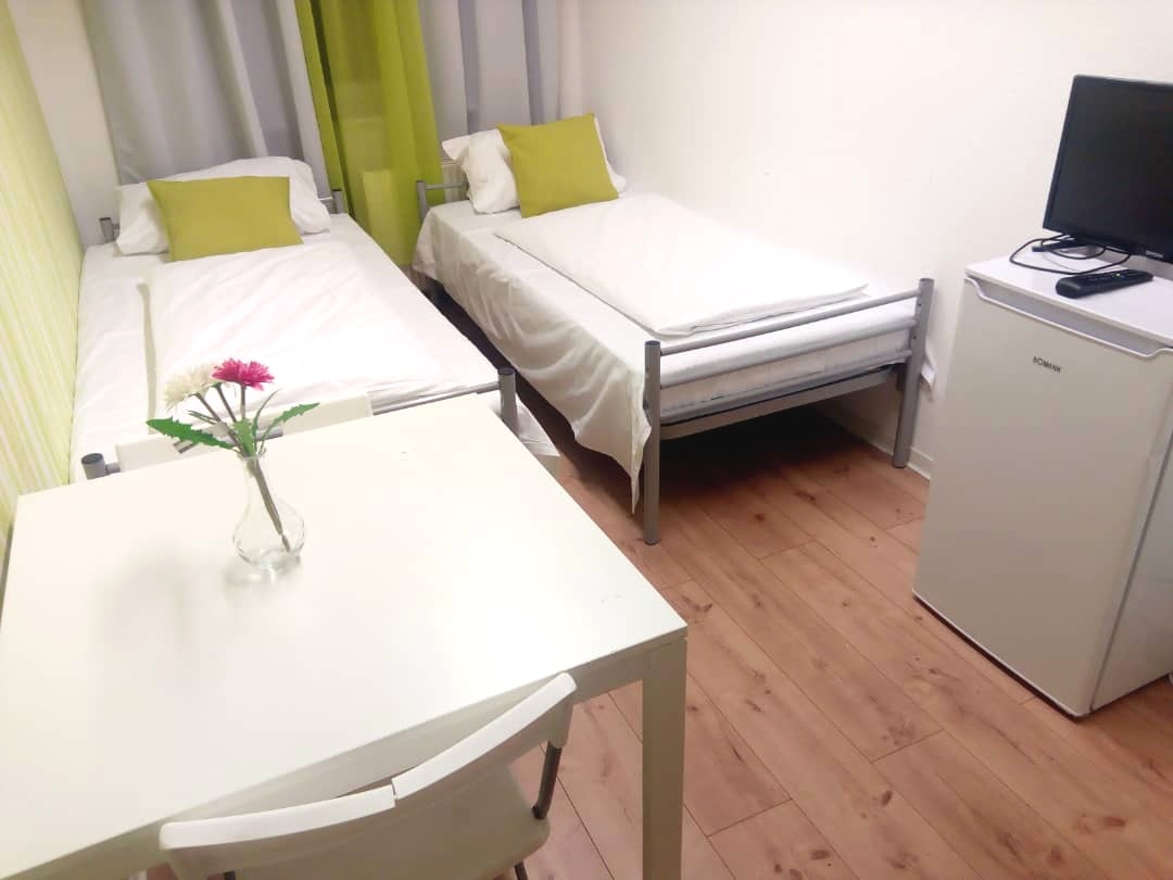 Monteurzimmer: Zimmer ab 8€