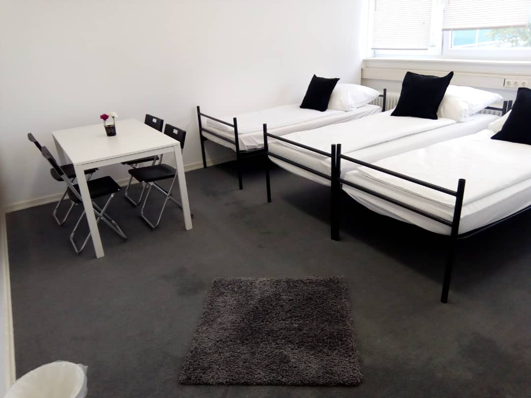 Monteurzimmer: Zimmer ab 8€