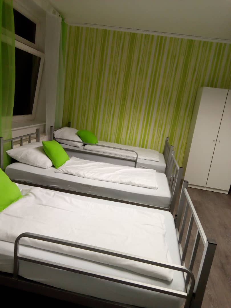 Monteurzimmer: Zimmer ab 8€