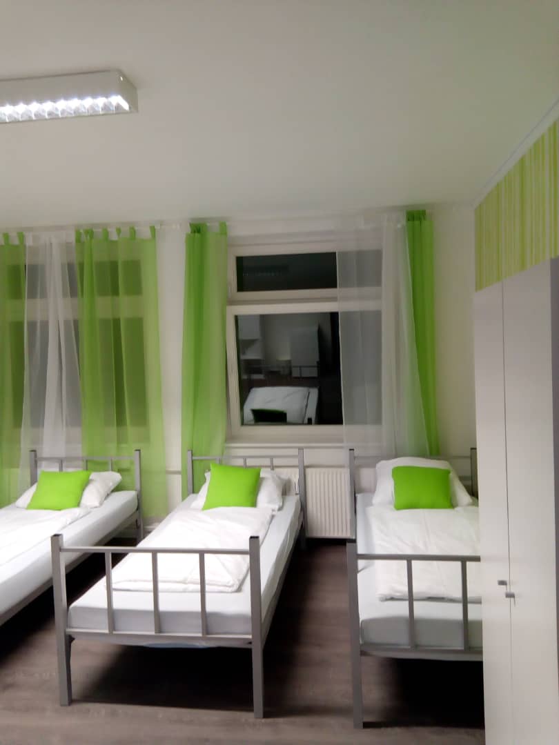 Monteurzimmer: Zimmer ab 8€