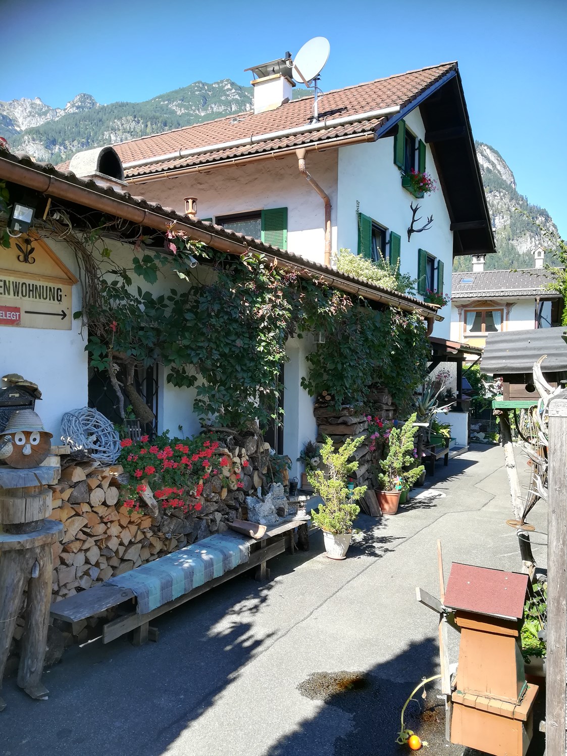 Monteurzimmer: Das Monteurzimmer in Garmisch-Partenkirchen von außen - horst
