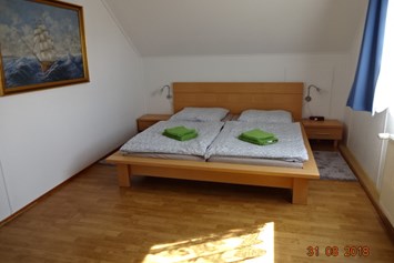 Monteurzimmer: Schlafzimmer - Ferienwohnung Kretschmer