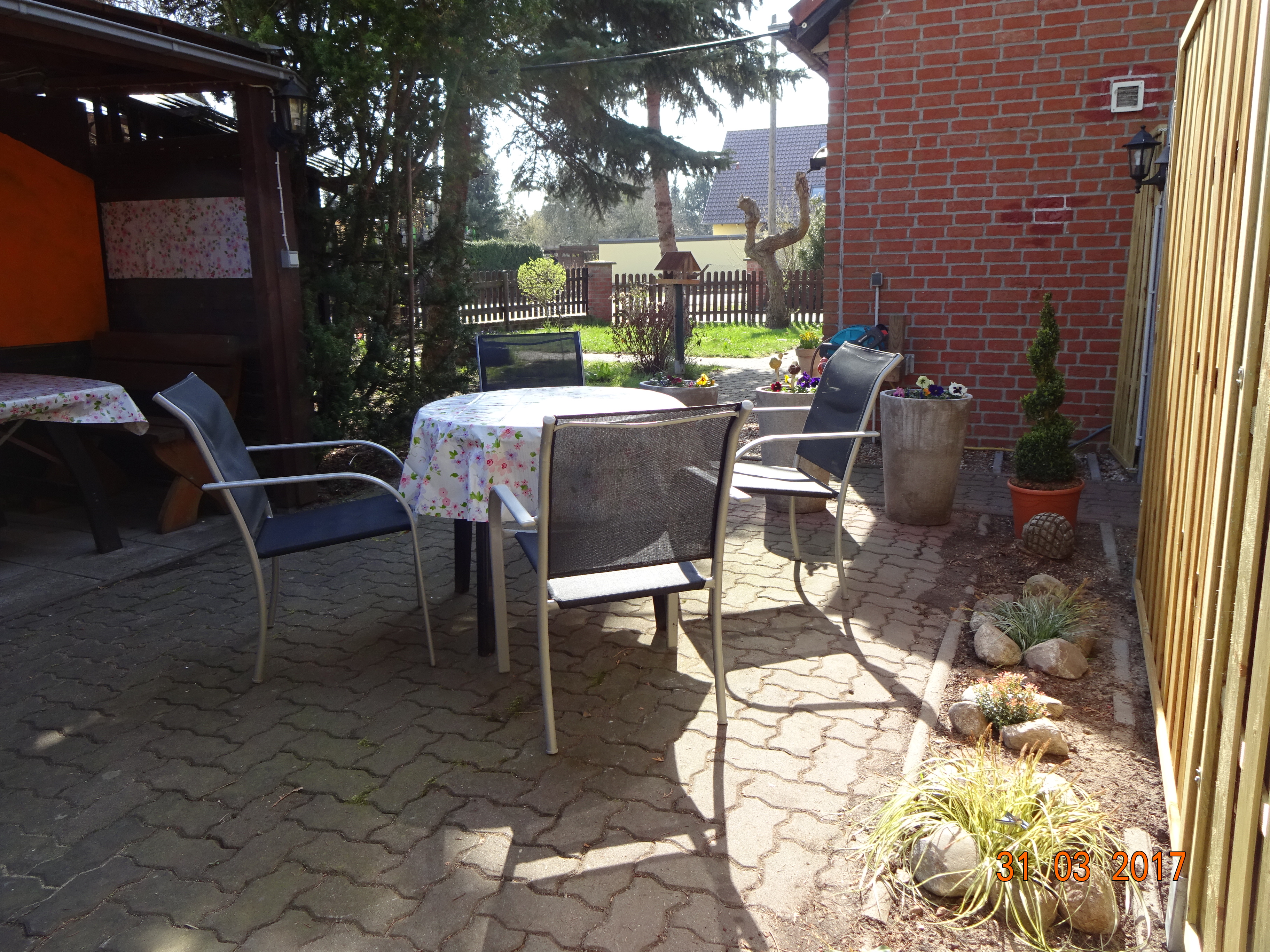 Monteurzimmer: Sitzecke - Ferienwohnung Kretschmer