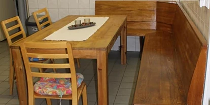 Monteurwohnung - PLZ 76137 (Deutschland) - genügend Sitzmöglichkeiten  - Gut gelegene Monteurunterkunft direkt an der A65 zwischen Karlsruhe und Landau