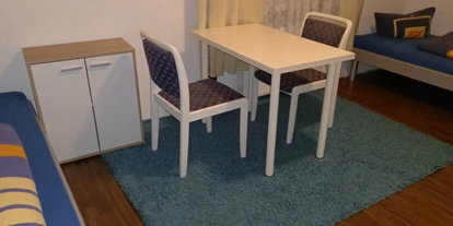 Monteurwohnung - PLZ 76137 (Deutschland) - viel Platz und genügend Sitzräume - Gut gelegene Monteurunterkunft direkt an der A65 zwischen Karlsruhe und Landau