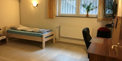 Monteurwohnung - Zimmertyp: Doppelzimmer - PLZ 40468 (Deutschland) - Zimmer 1 - Monika Homrighausen