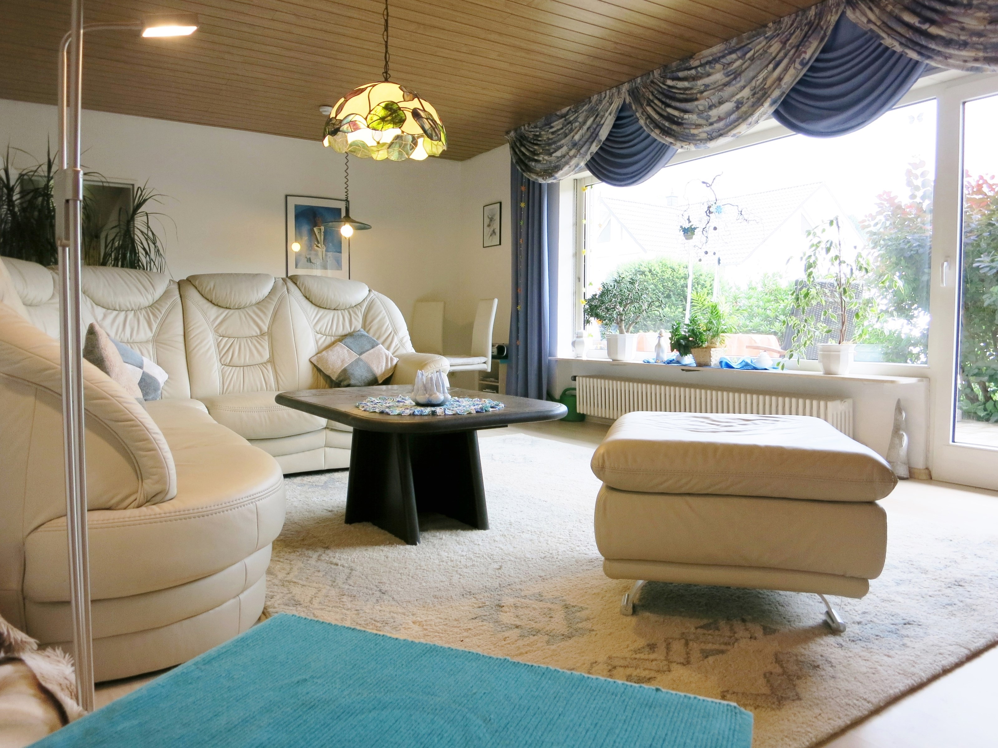 Monteurwohnung - Zimmertyp: Doppelzimmer - Marpingen - Wohnzimmer - Ferienwohnung **** Am Bosenberg in St. Wendel