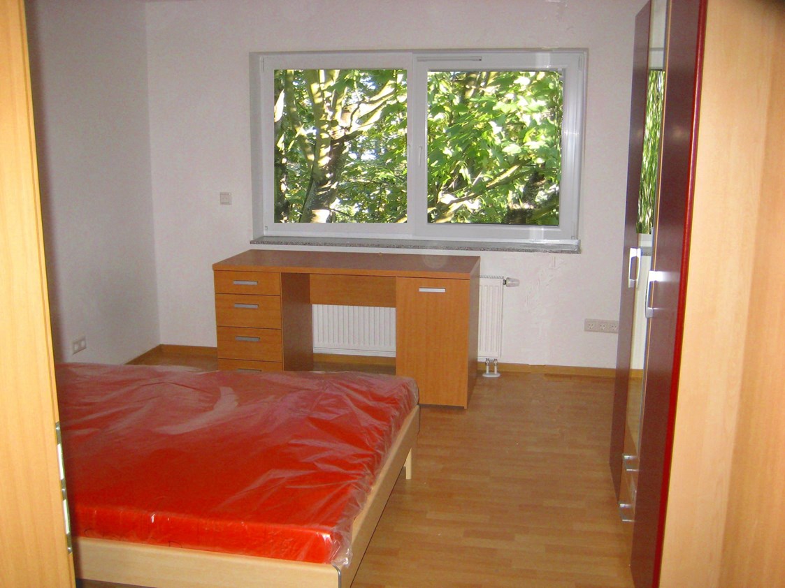 Monteurzimmer: Möbiliert, Beispiel - 3 x Monteurzimmer in Eppelheim, 3 Zi. Whg.