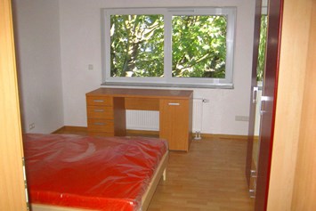 Monteurzimmer: Möbiliert, Beispiel - 3 x Monteurzimmer in Eppelheim, 3 Zi. Whg.