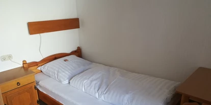 Monteurwohnung - Bettwäsche: Bettwäsche gegen Gebühr - Deutschland - Einzelzimmer - Zimmervermietung Hoferer