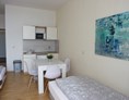 Monteurzimmer: Upgrade zu Unseren Appartement mit eigener Küche möglich - Monteur-Apartments für 2-4 Personen in zentraler Lage in Erfurt