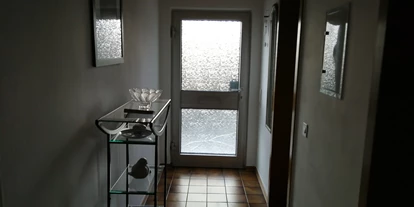 Monteurwohnung - PLZ 35781 (Deutschland) - Flur mit Eingangstür - Albatros