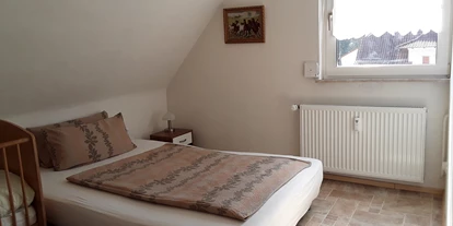 Monteurwohnung - PLZ 36043 (Deutschland) - 2. Schlafzimmer - Bett mit 1,40 x 2,00 Meter - Ferienwohnung-Fulda