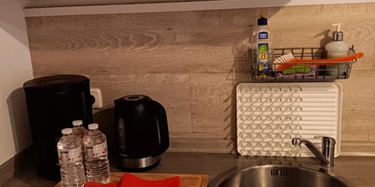 Monteurwohnung - Balkon - Deutschland - Küche mit Geschirrspüler, Mikrowelle mit Grill, 2 Cerankochfelder, kein Backofen! Kühlschrank Wohnung 1 - Aktiv-Ferien-Dresden