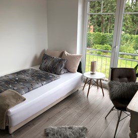 Monteurzimmer: Monteurzimmer in Buchholz - Gemütliches Zimmer mit Küche, Bad und Terrasse