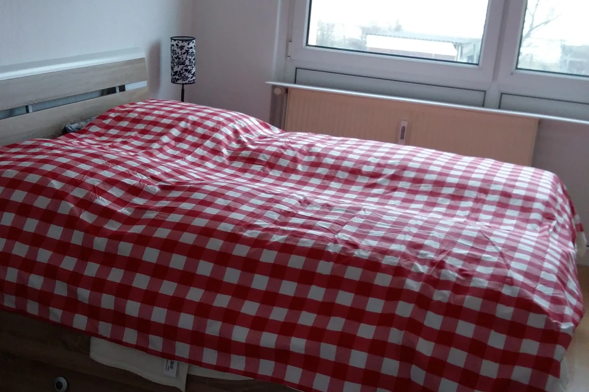 Monteurzimmer: Doppelbett - ab 4,80 Euro p. P 1-4 Zi. Wohnung Nah Berlin-Spandau bei Rathenow/Semelin Fechesar Golfplatz
