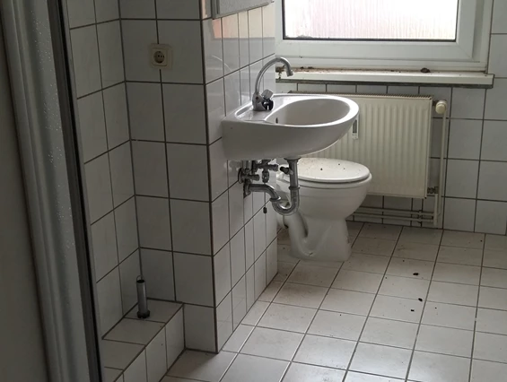 Monteurzimmer: ab 4,80 Euro p. P 1-4 Zi. Wohnung Nah Berlin-Spandau bei Rathenow/Semelin Fechesar Golfplatz