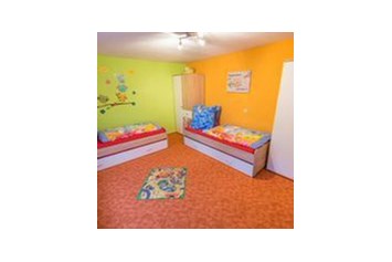 Monteurzimmer: Mehrbettzimmer, Aufbettung bis zu 4 Betten möglich, Kleiderschränke vorhanden - Haflingerhof Baumgarten