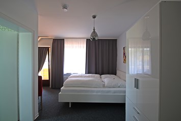 Monteurzimmer: Grosses Doppelzimmer - Gästehaus am Park