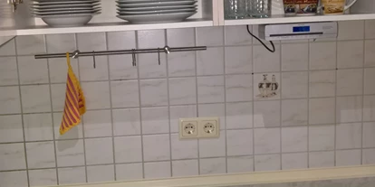 Monteurwohnung - Kaffeemaschine - Schleswig-Holstein - Komplett ausgestattete Küche - Monteurzimmer Elmenhorst  ab 5 Pers. 14€